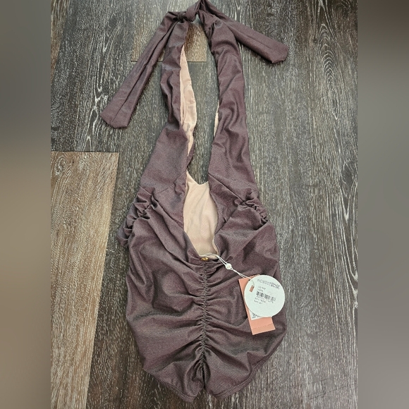 PQ swim Lucaya Celine one piece size M - Picture 8 of 16